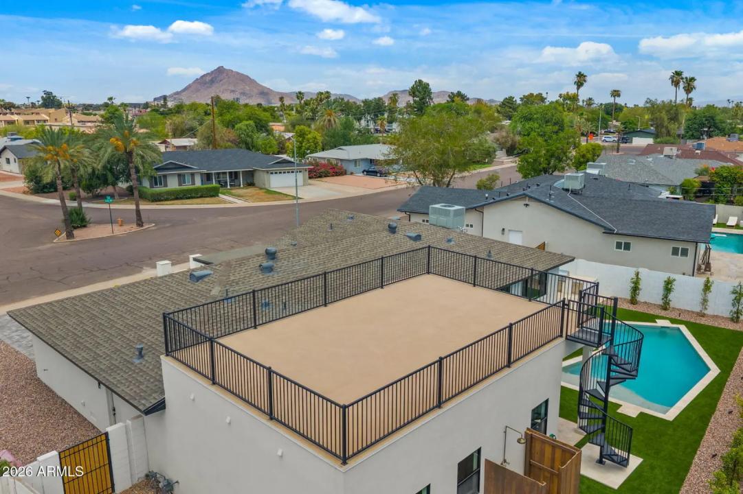 Real Estate Picture 46