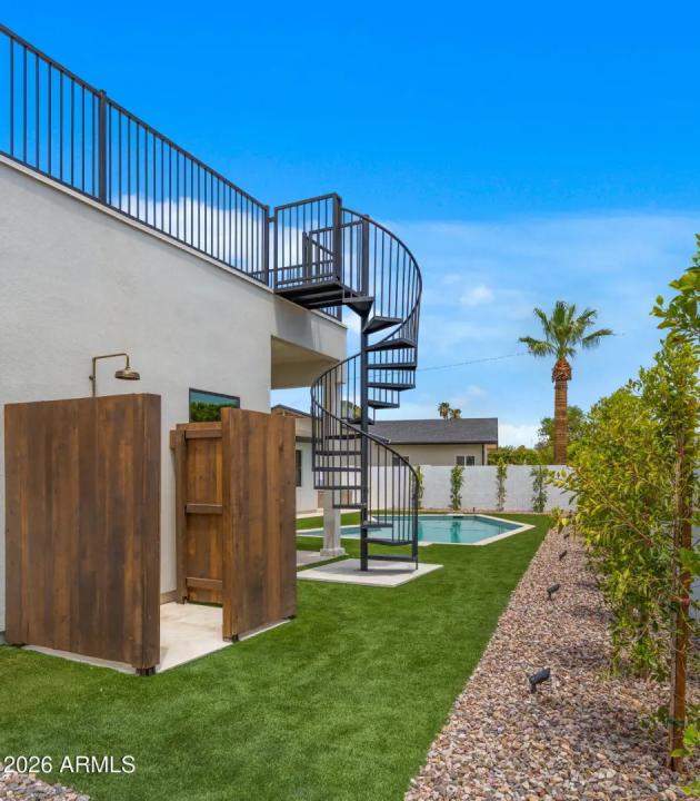 Real Estate Picture 43