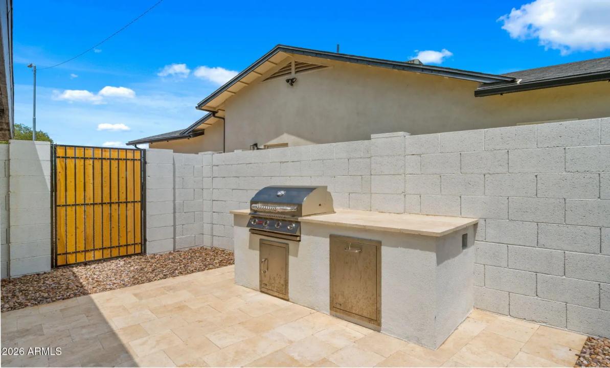 Real Estate Picture 40