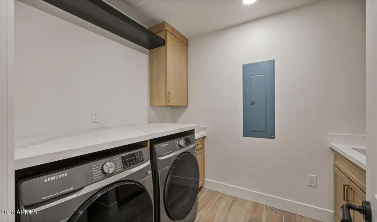 Real Estate Picture 27