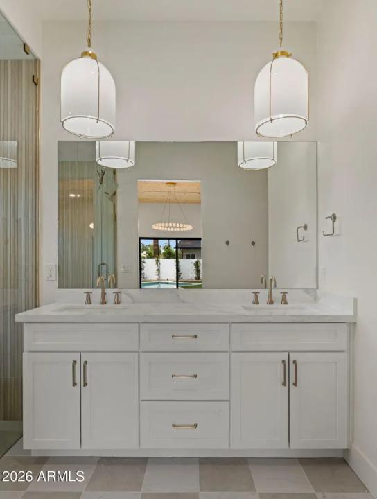 Real Estate Picture 20