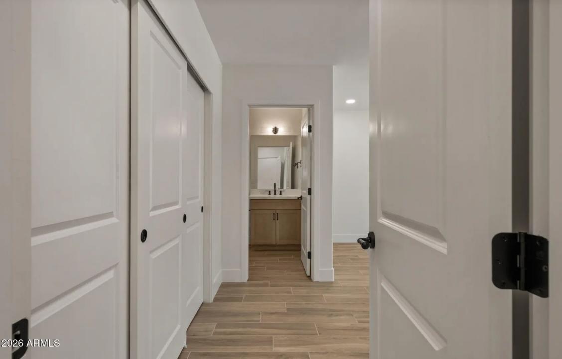 Real Estate Picture 32