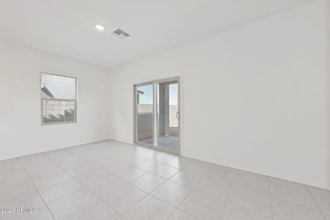 Real Estate Picture 41