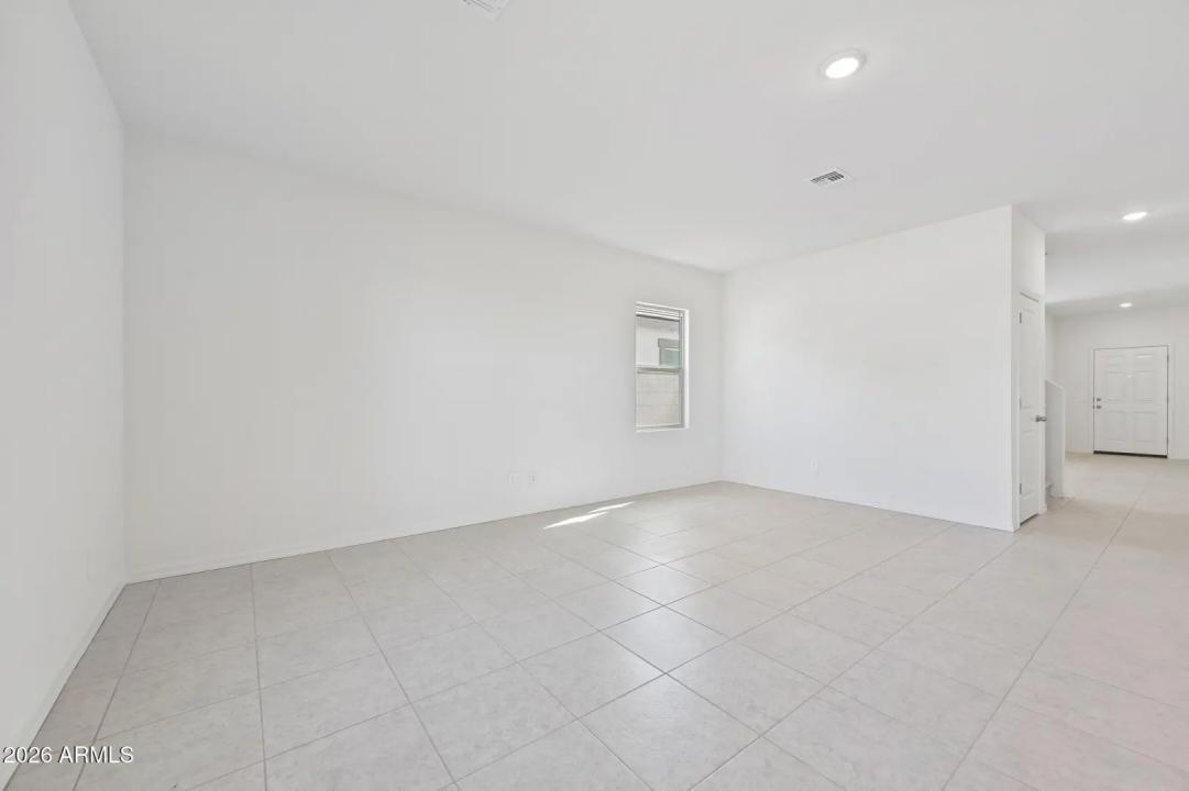 Real Estate Picture 44