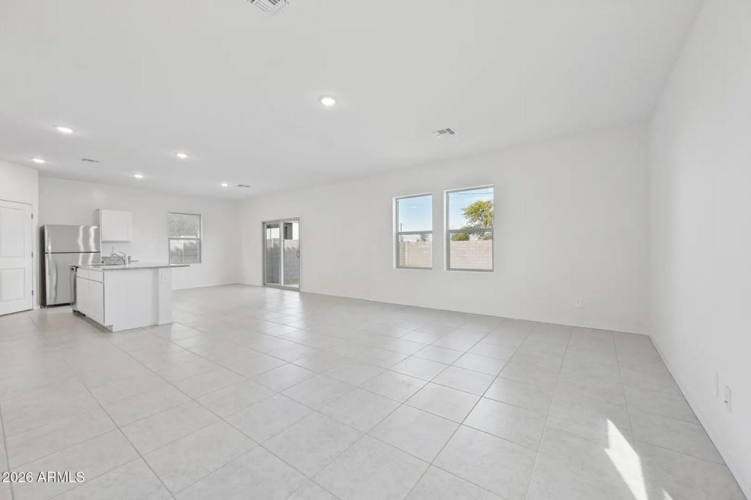 Real Estate Picture 46