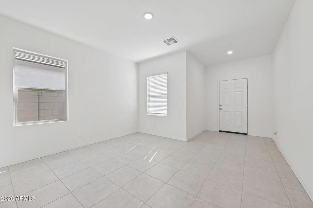 Real Estate Picture 47