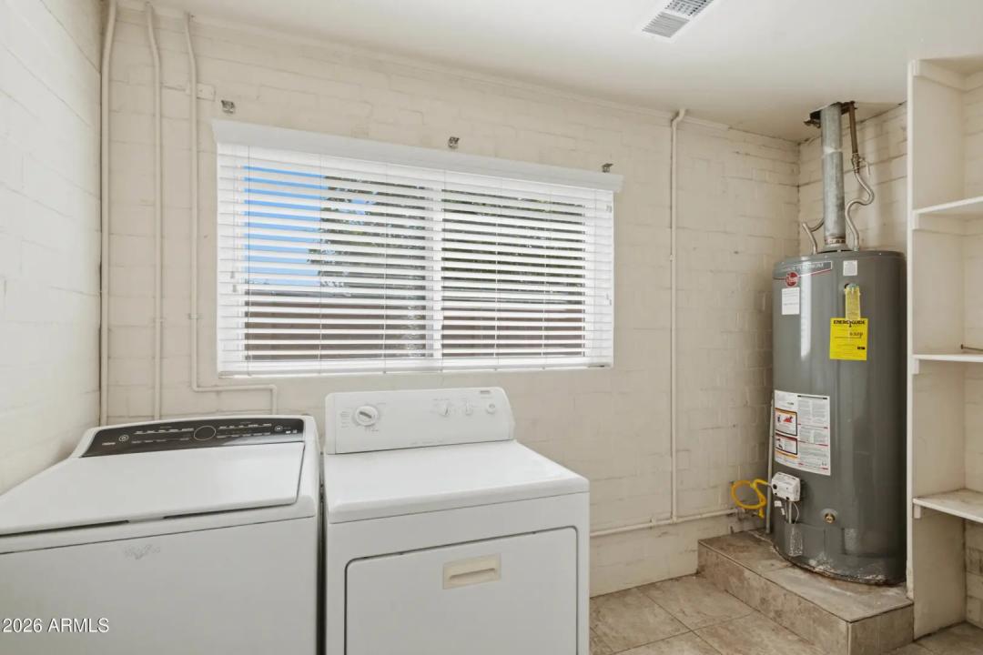 Real Estate Picture 22