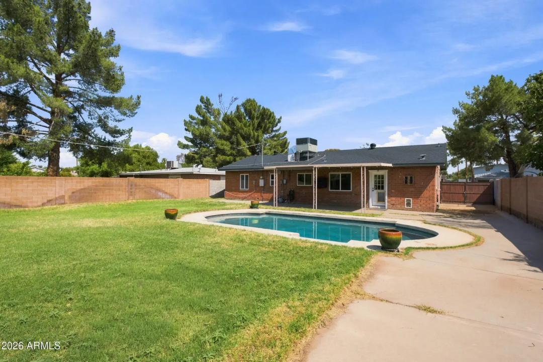 Real Estate Picture 26