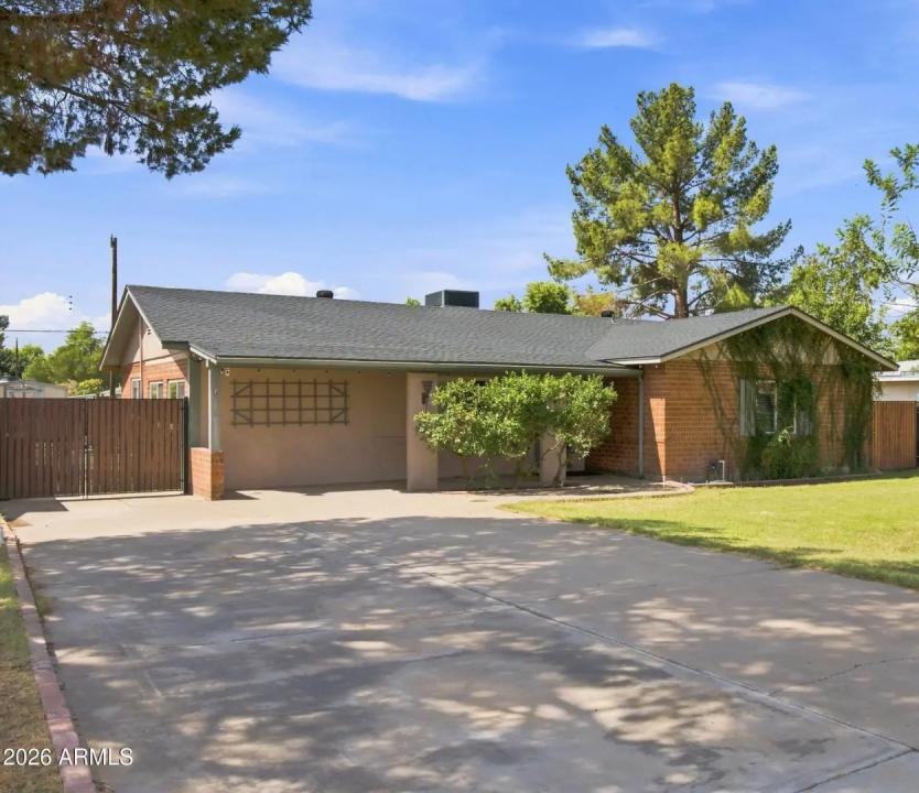 Real Estate Picture 2