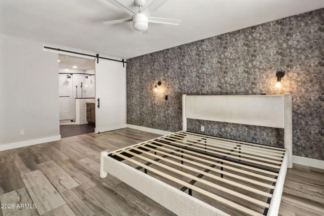 Real Estate Picture 13