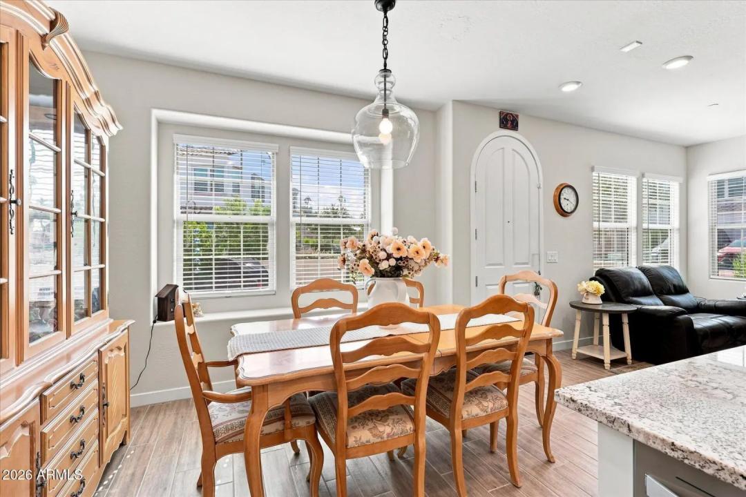 Real Estate Picture 21