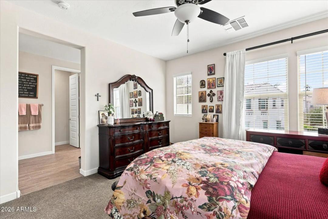 Real Estate Picture 42