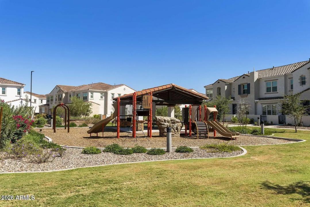 Real Estate Picture 49