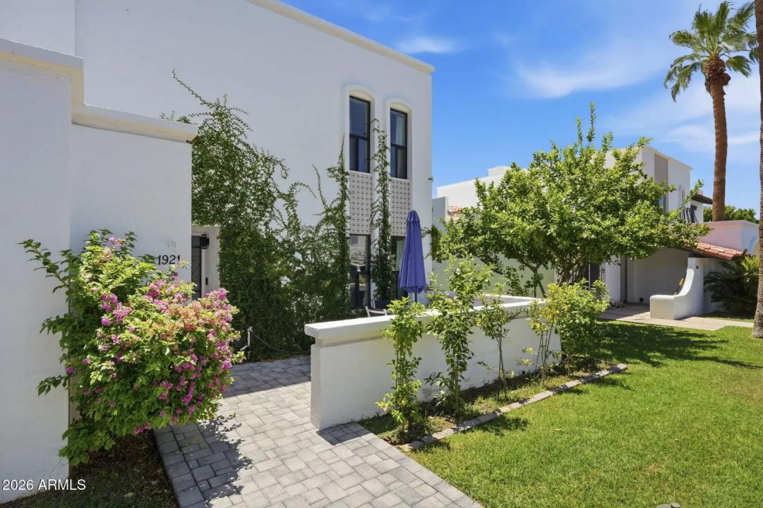 Real Estate Picture 44