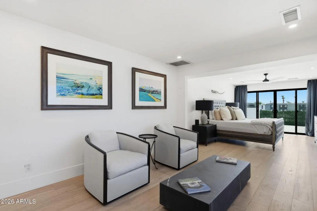 Real Estate Picture 23