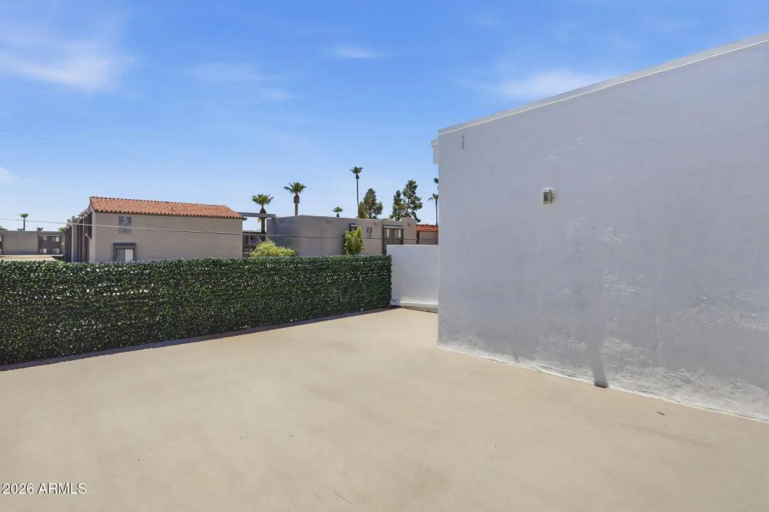 Real Estate Picture 38