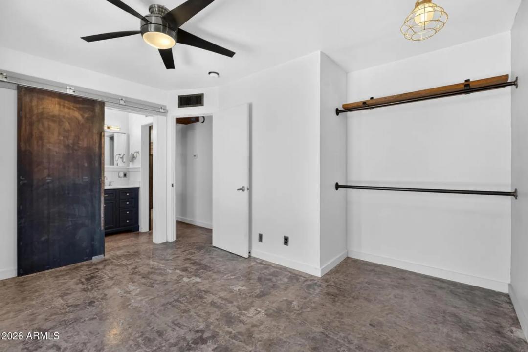 Real Estate Picture 19