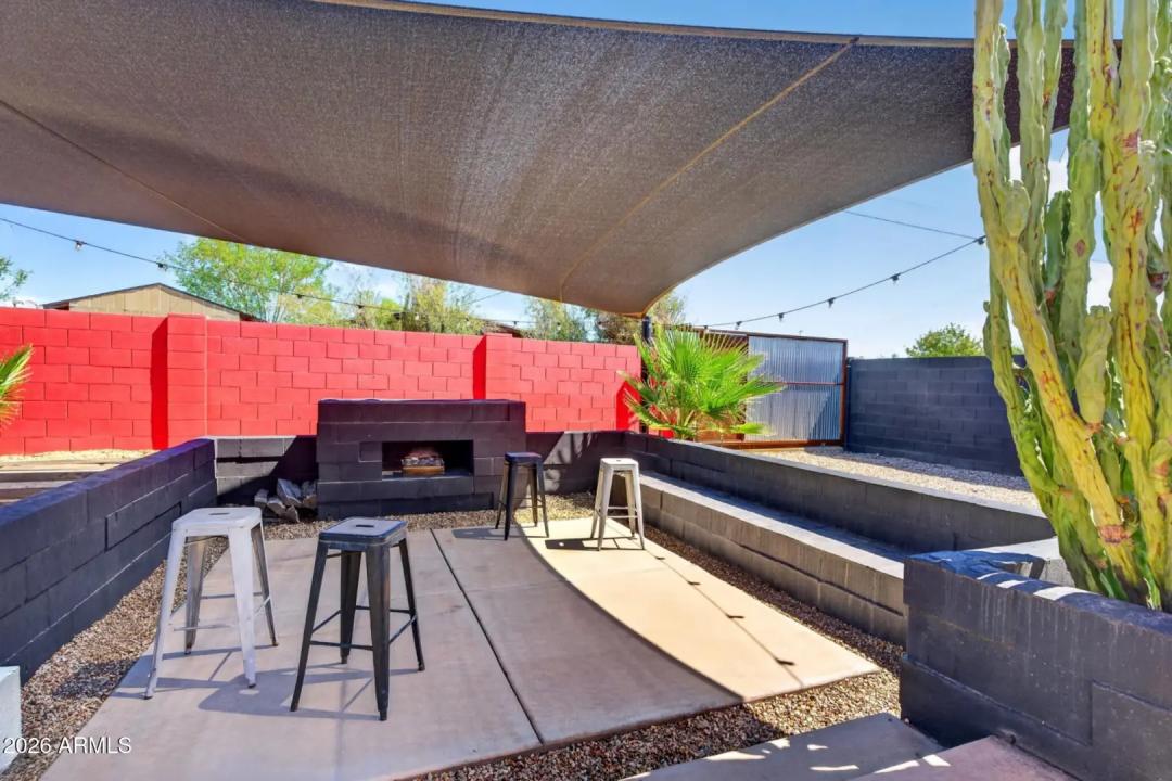Real Estate Picture 27