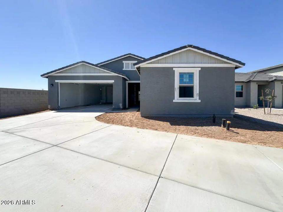 Real Estate Picture 2