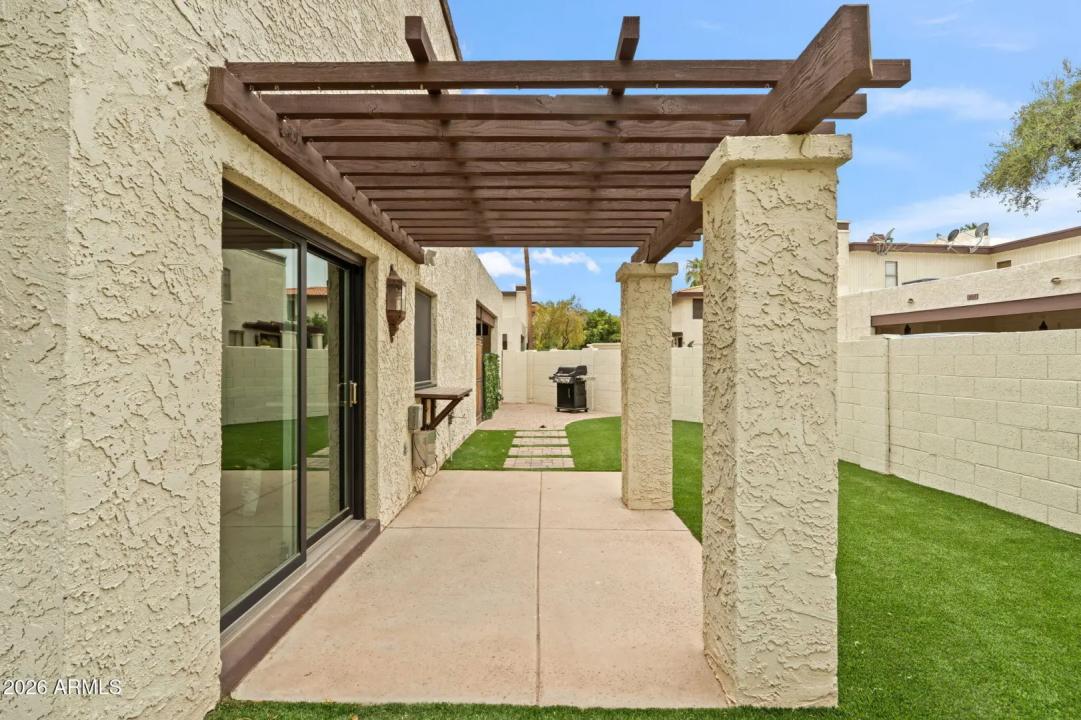 Real Estate Picture 28