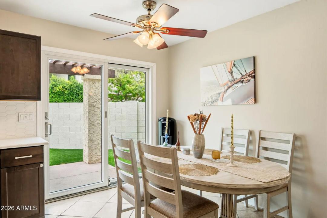 Real Estate Picture 7