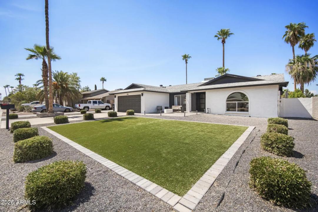 Real Estate Picture 2
