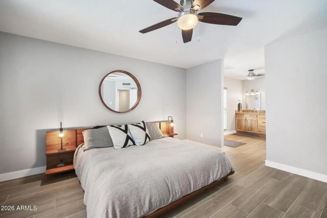 Real Estate Picture 27