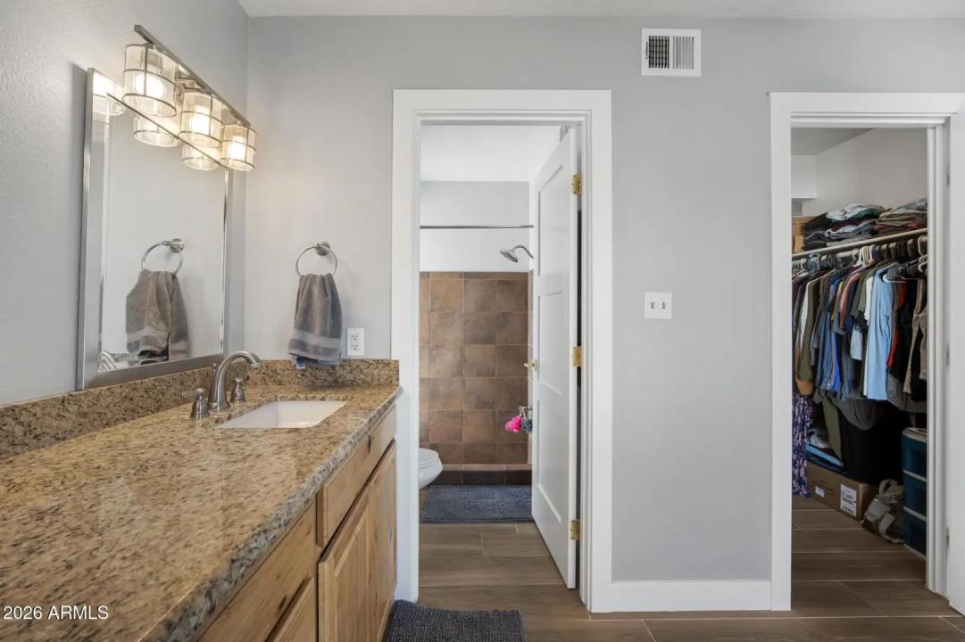 Real Estate Picture 31