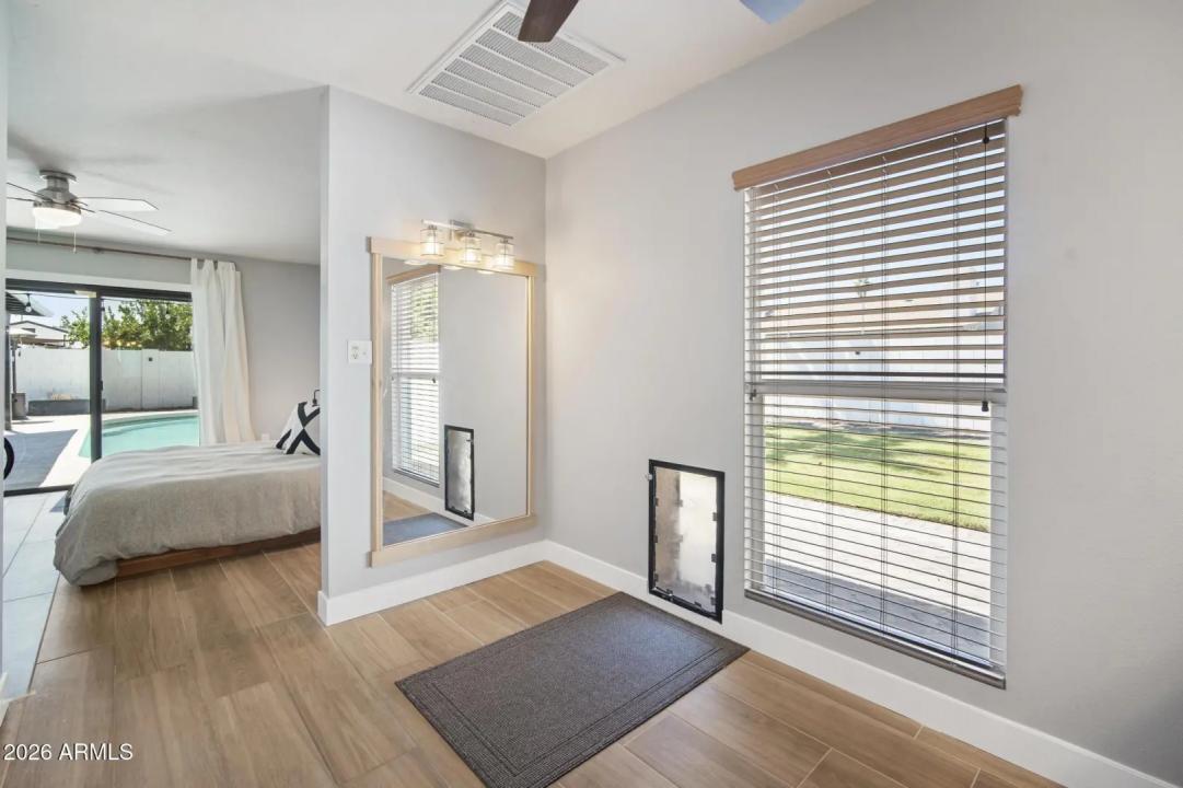 Real Estate Picture 33