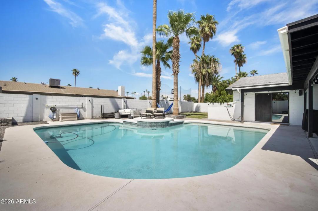 Real Estate Picture 37