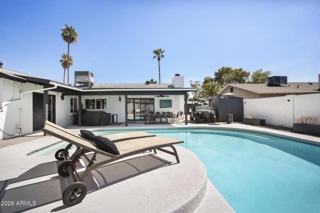Real Estate Picture 40