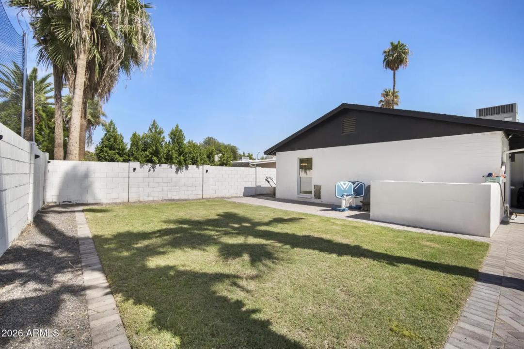 Real Estate Picture 42