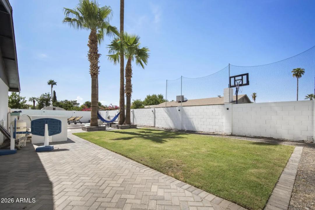 Real Estate Picture 43
