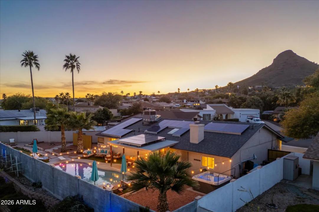 Real Estate Picture 1
