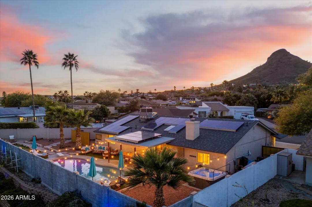 Real Estate Picture 2