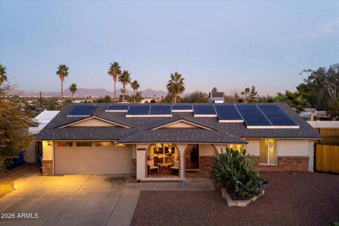 Real Estate Picture 5