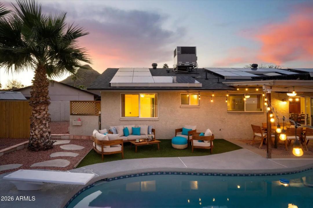Real Estate Picture 9