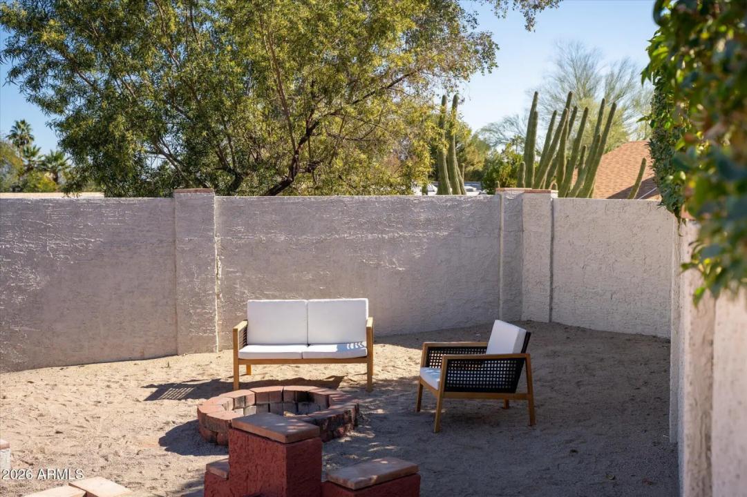 Real Estate Picture 27