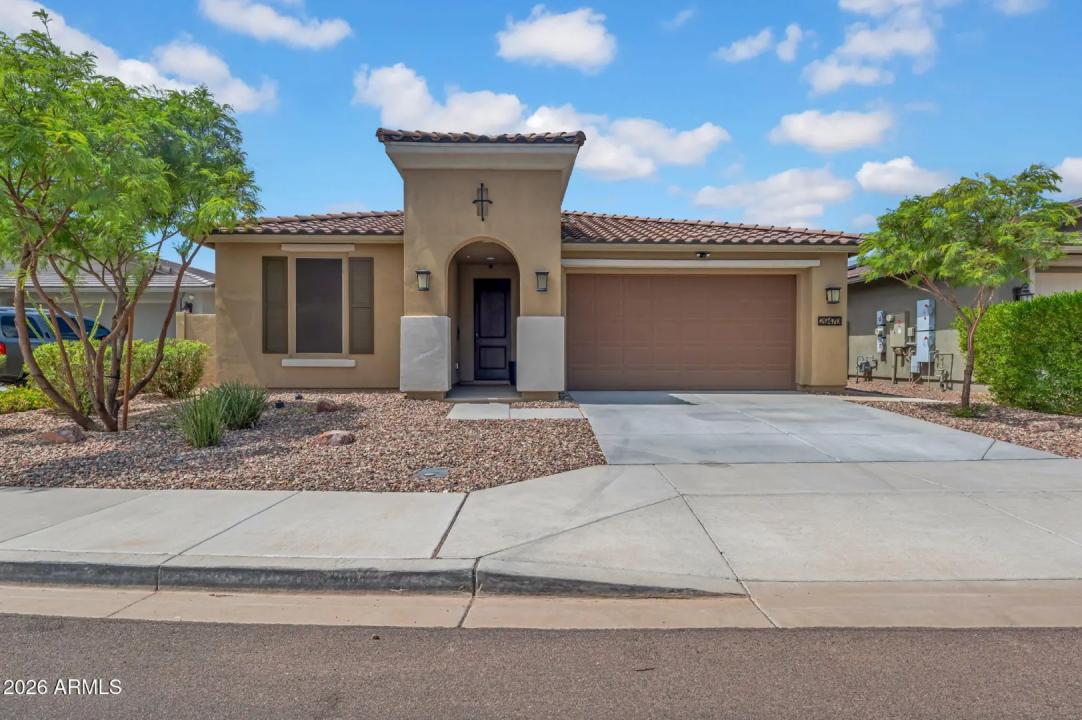 Real Estate Picture 1