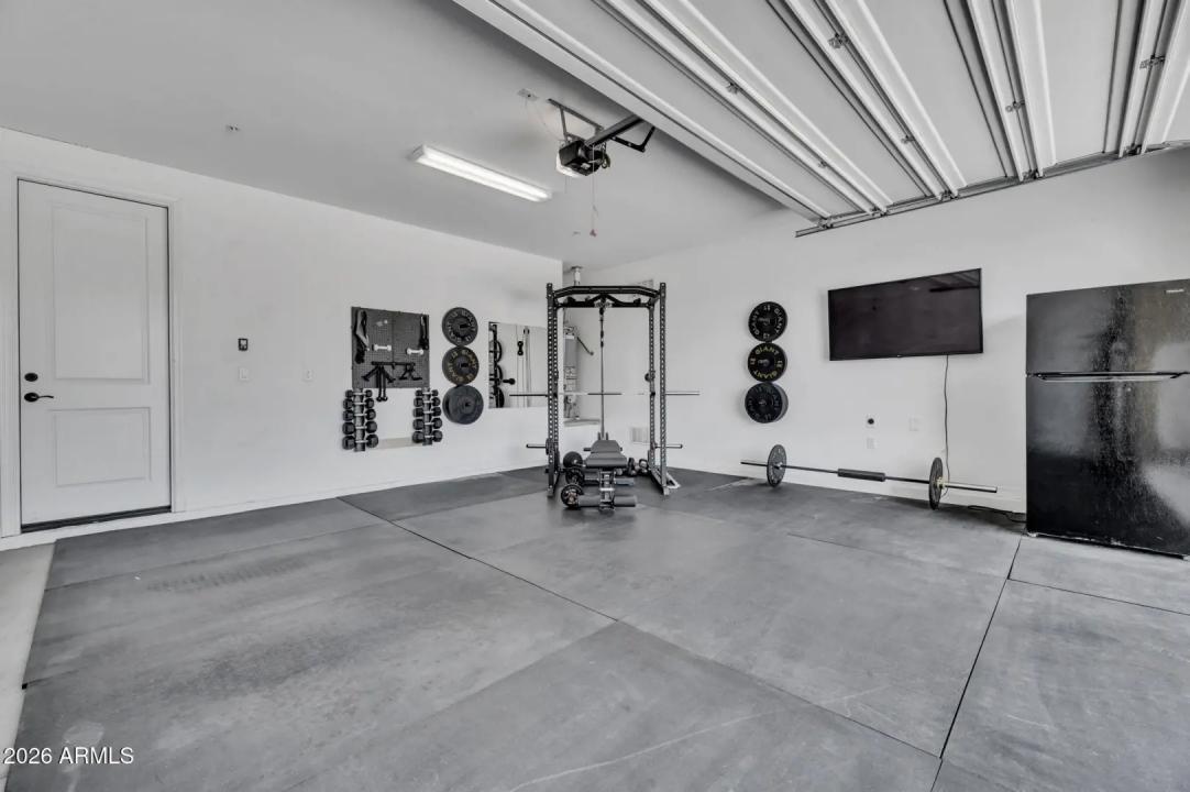 Real Estate Picture 25