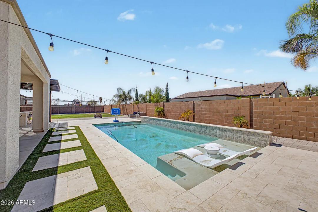 Real Estate Picture 38