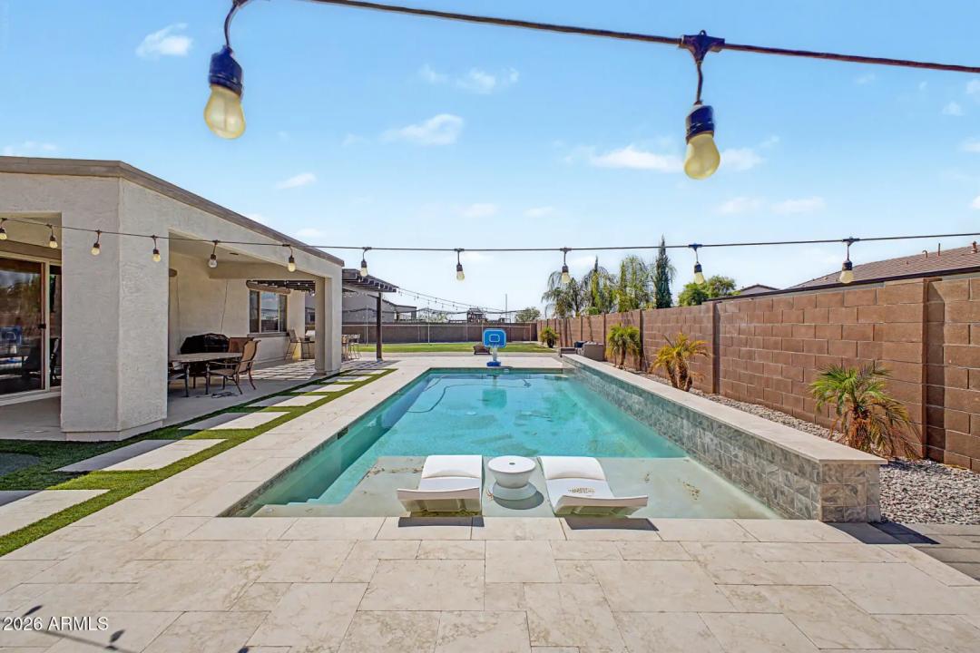 Real Estate Picture 39