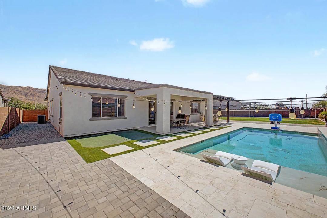 Real Estate Picture 40