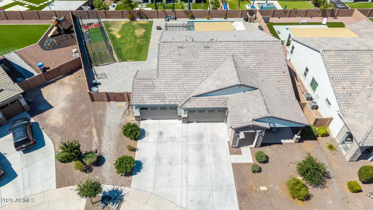 Real Estate Picture 43