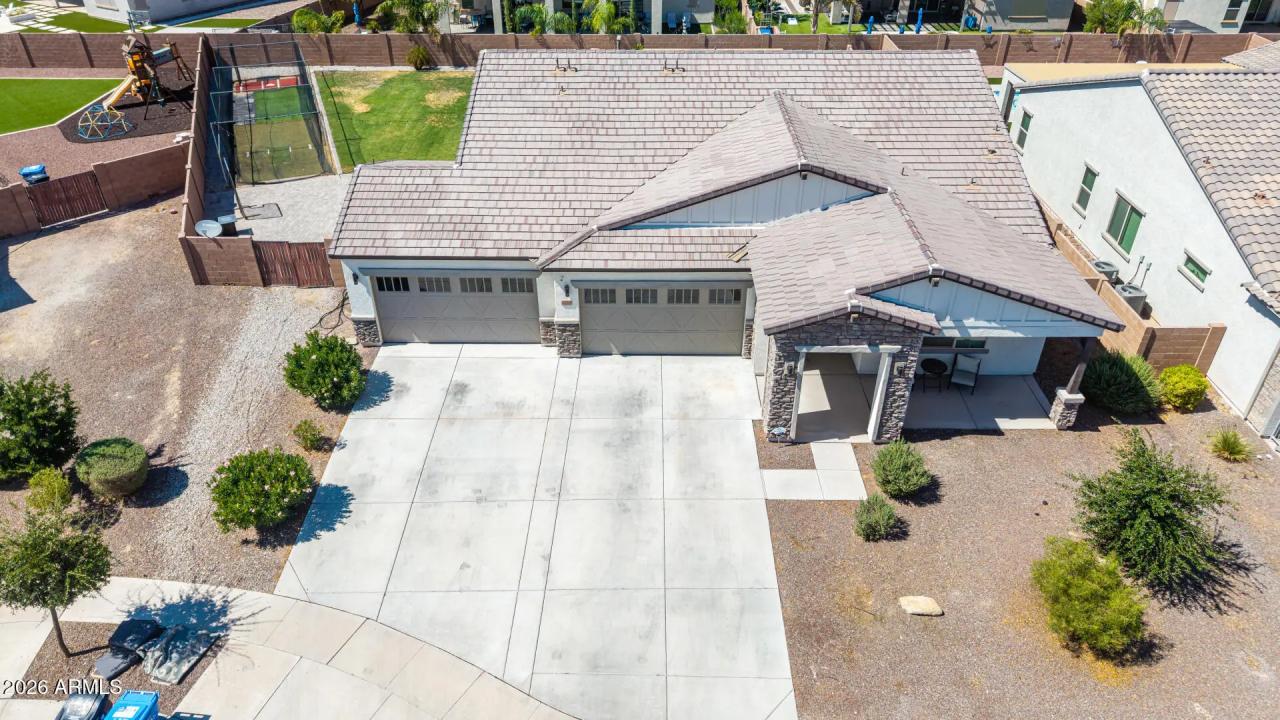 Real Estate Picture 44