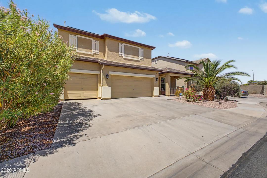 Real Estate Picture 2