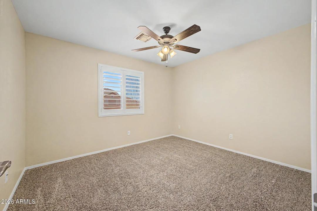 Real Estate Picture 20