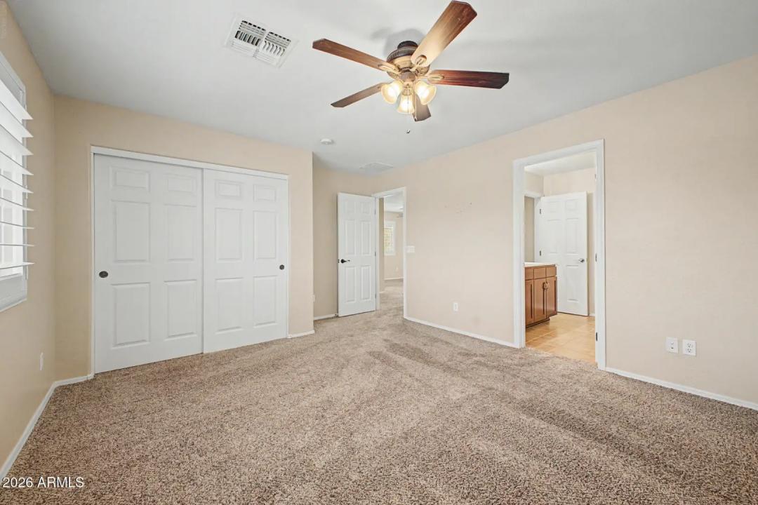 Real Estate Picture 23
