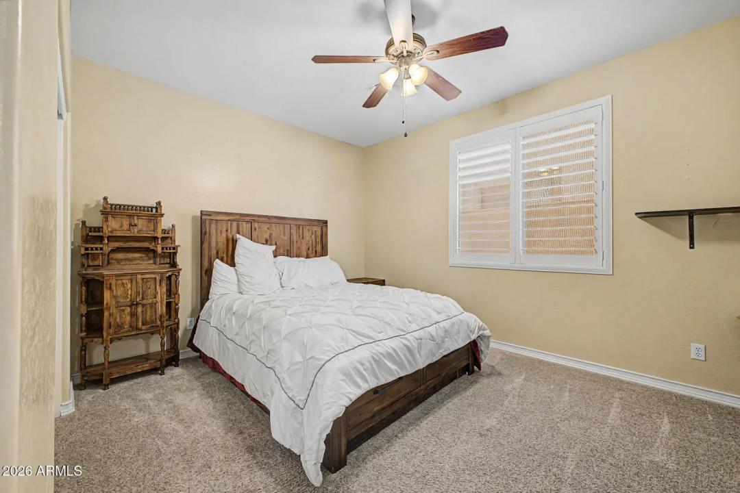 Real Estate Picture 26