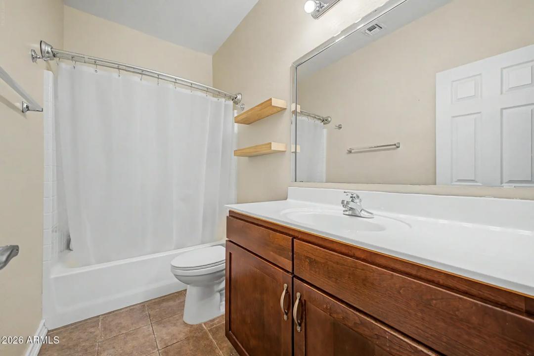 Real Estate Picture 28